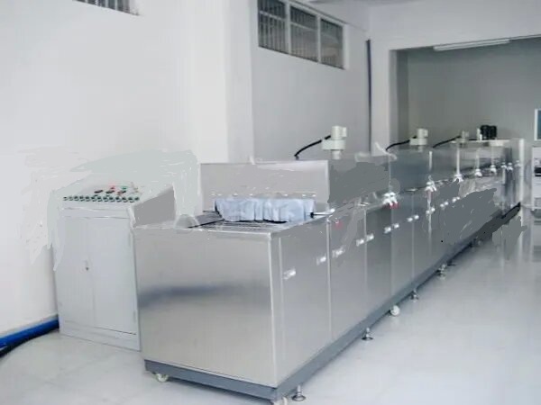 农业机械阀体通过式超声波喷淋清洗机